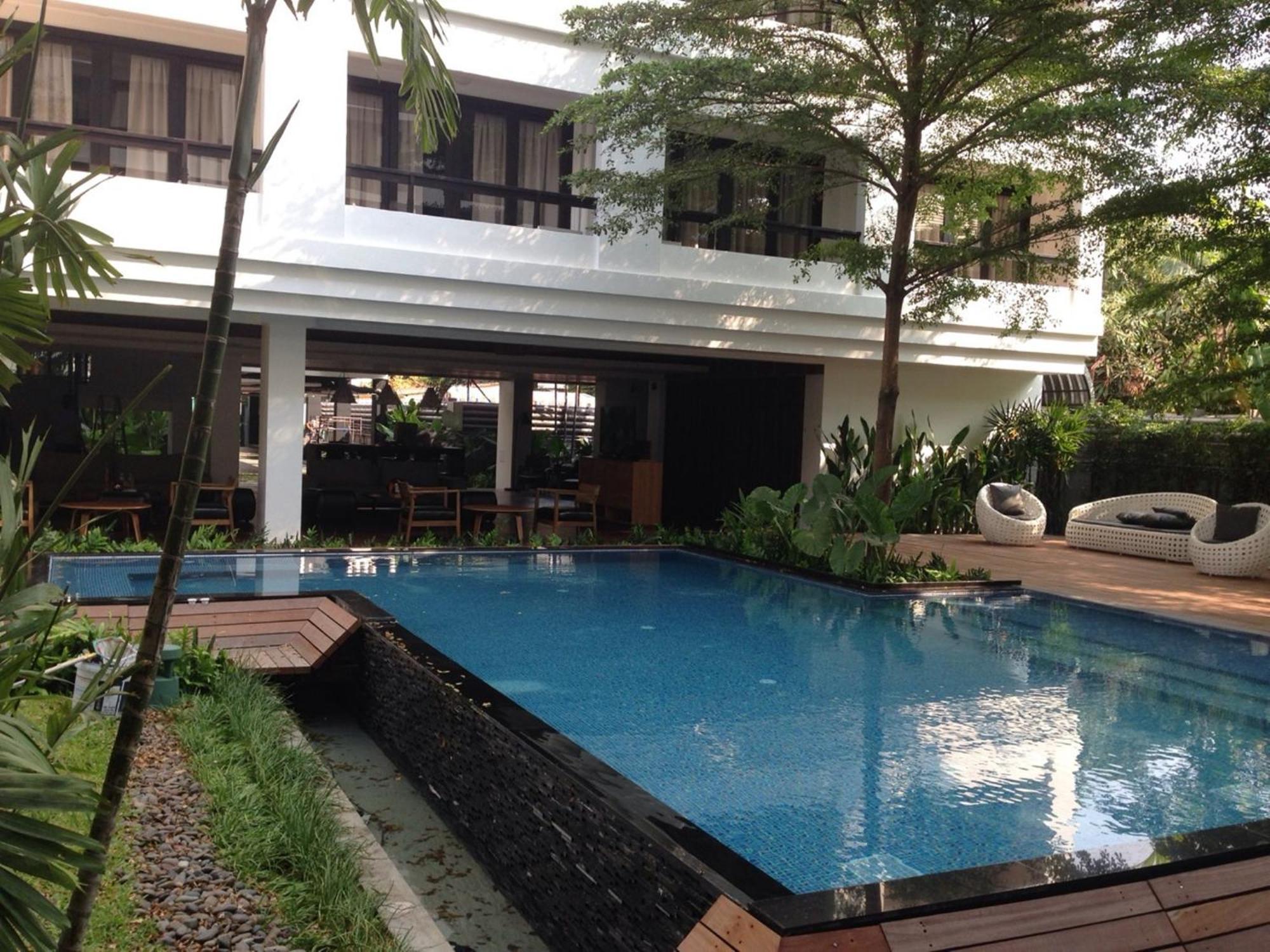 Uma Residence Bangkok Exterior photo